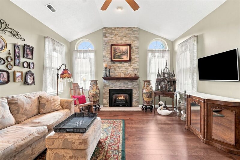 1715 Golf Course Drive — photo 7
