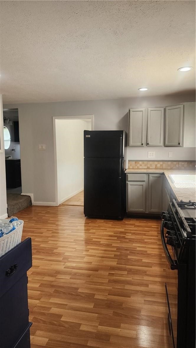 425 Summit Ave — photo 8