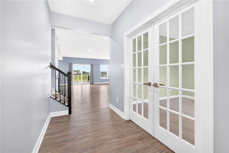 1057 Wedgewood Dr — photo 3