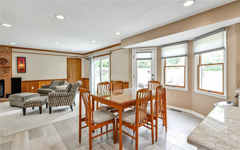 4847 Shamrogue Ct — photo 8