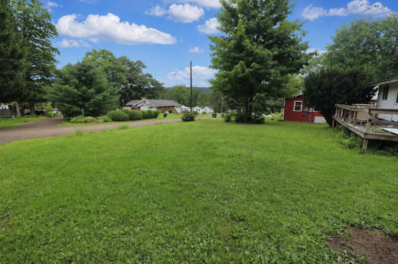 36024 Maple DRIVE — photo 3