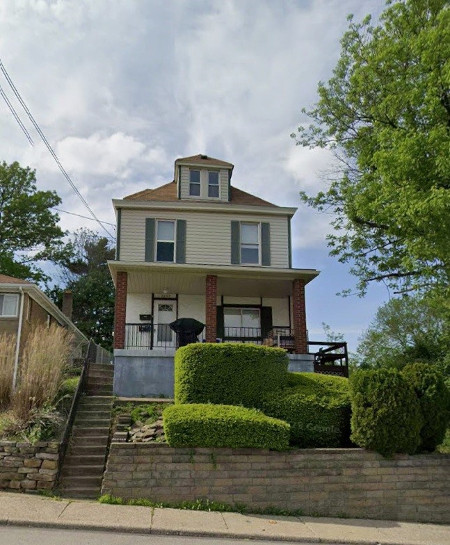 1632 Steuben St — photo 1
