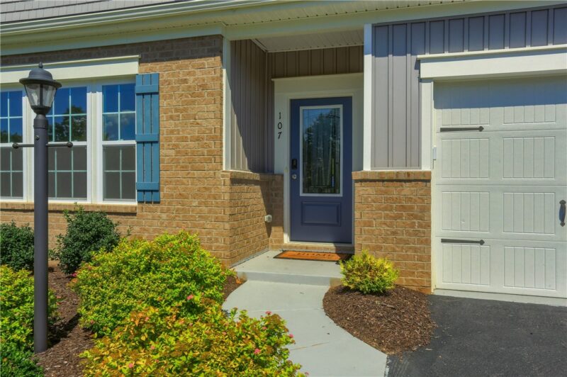 107 Deana Dr — photo 3
