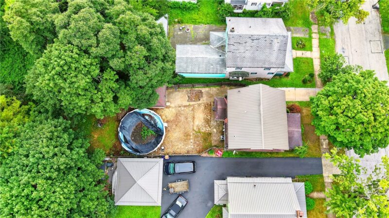 222 W Sheridan — photo 4