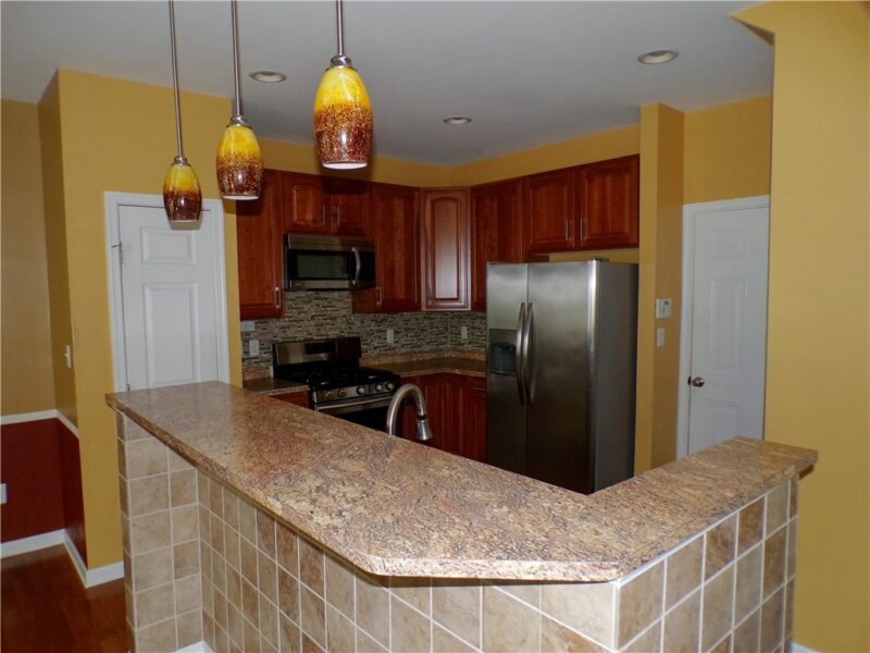 301 Maple Ridge Dr — photo 7