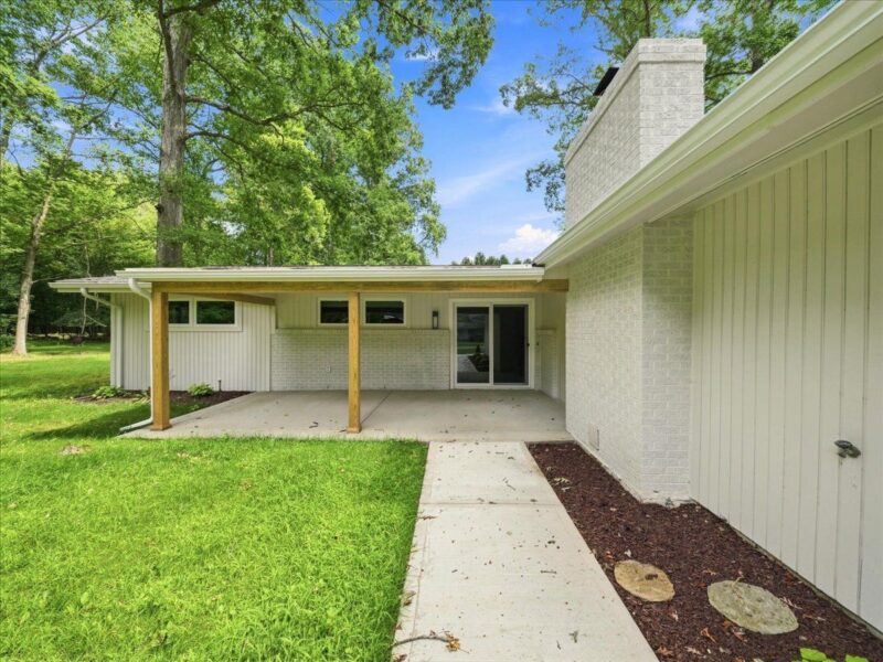 444 Leawood DRIVE — photo 5