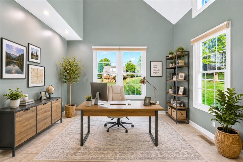 121 Pine Nut Drive — photo 3
