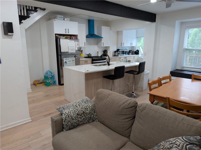 329 Barnes St — photo 4