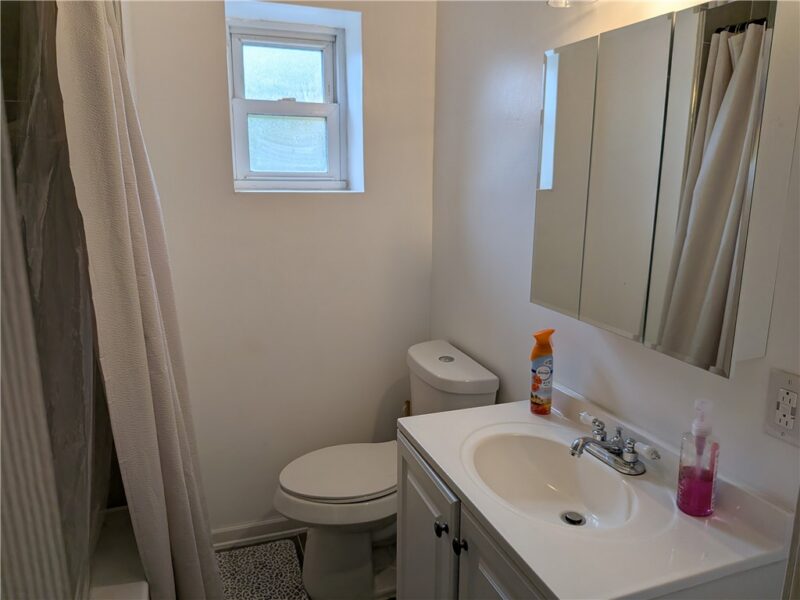 329 Barnes St — photo 6