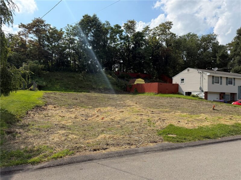 4933 Havana Dr — photo 2