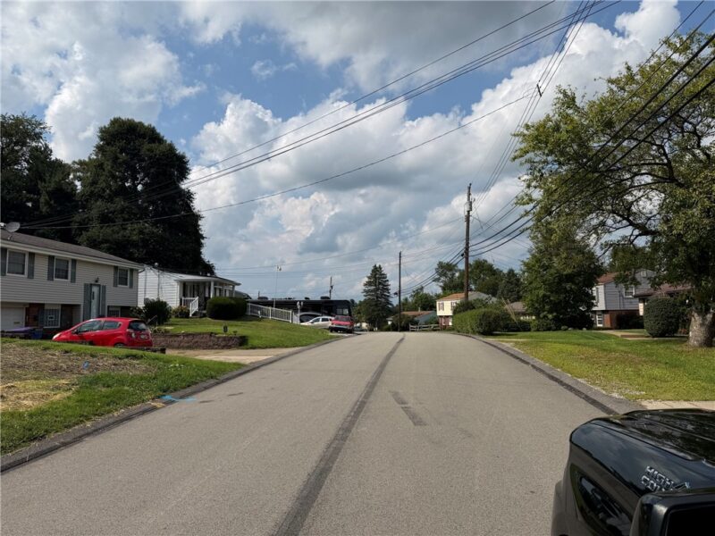 4933 Havana Dr — photo 4