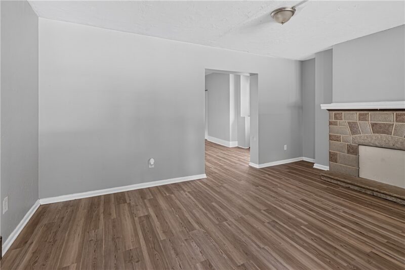 1630 Leolyn St — photo 4