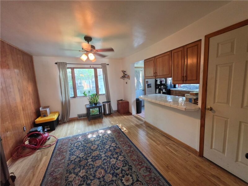 7910 Graff Ave — photo 6
