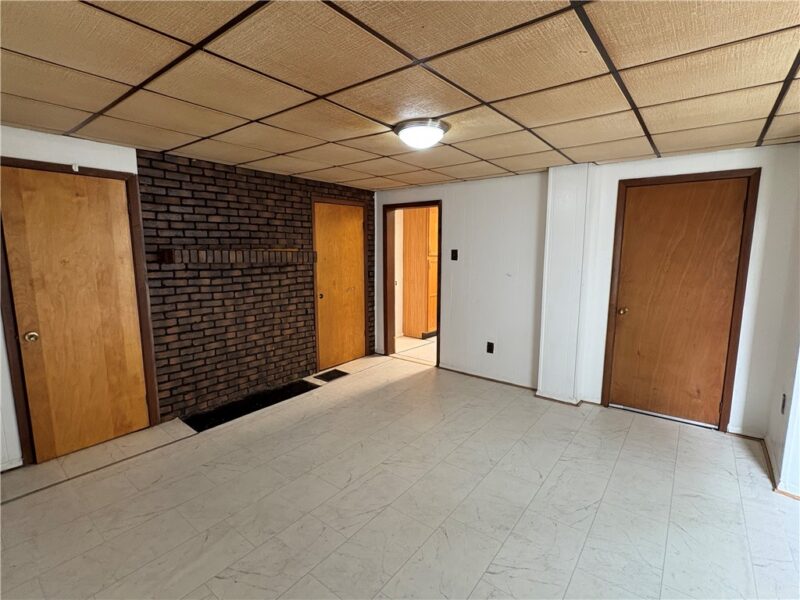127 Bausman Street — photo 4