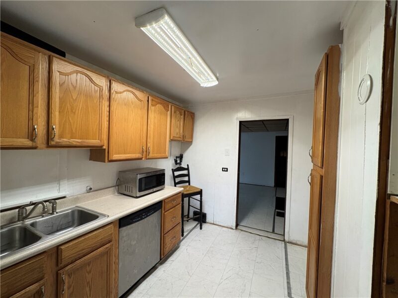 127 Bausman Street — photo 8