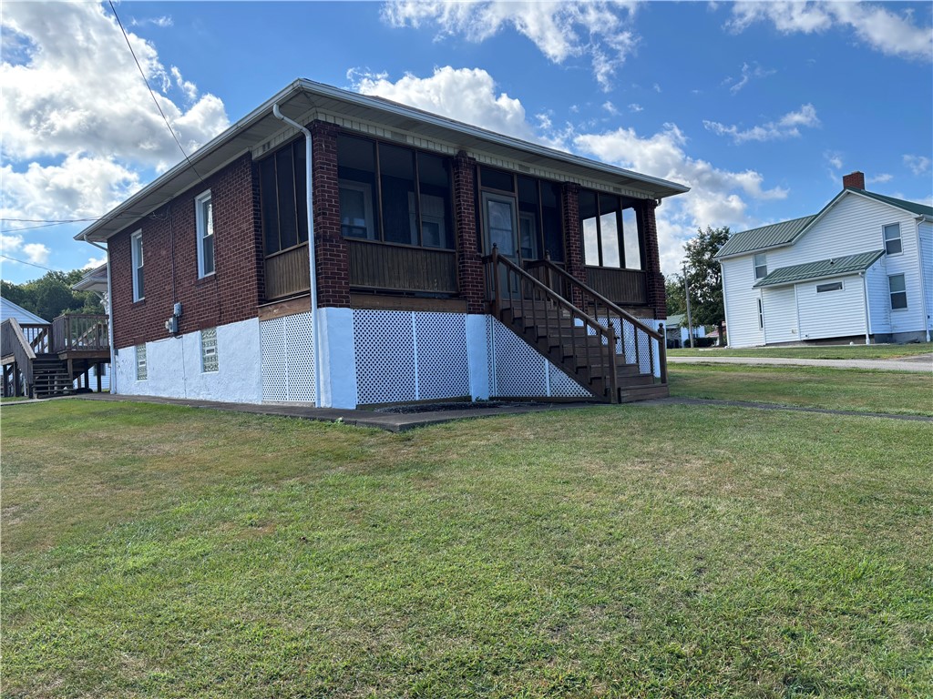 203 Mountain View Rd — photo 1