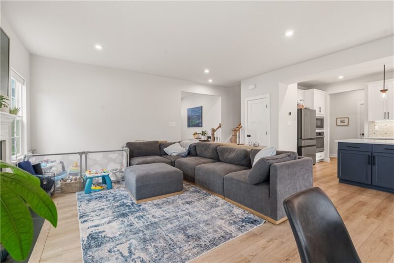 510 Blackrock Blvd — photo 4