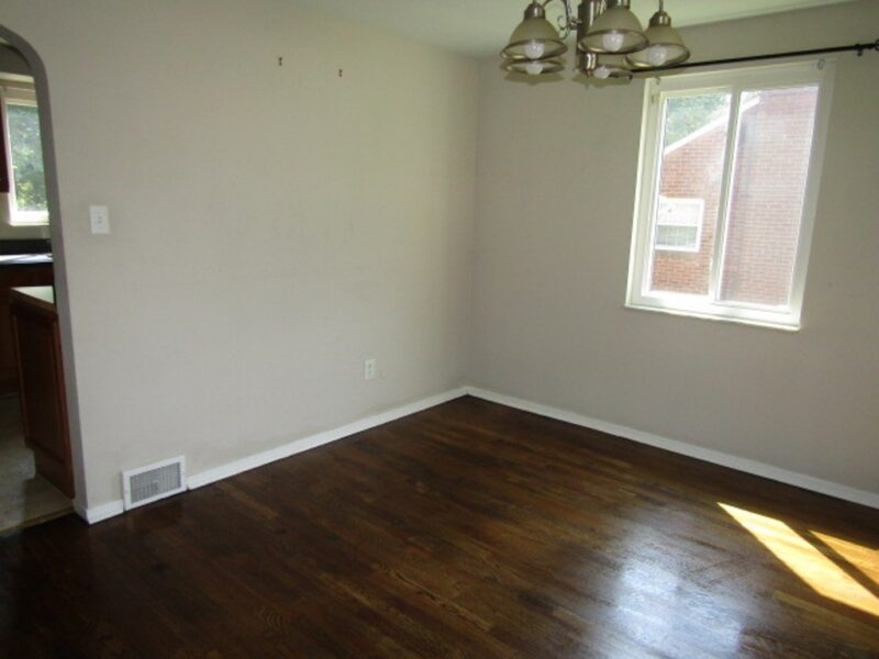3020 Hebron Dr — photo 4