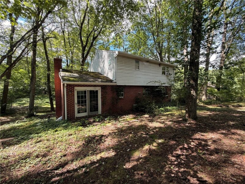 342 Overbrook Rd — photo 2