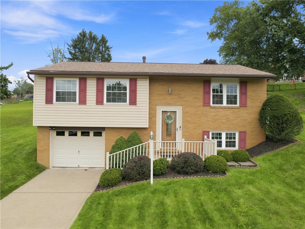 222 Great Smokey Dr — photo 1