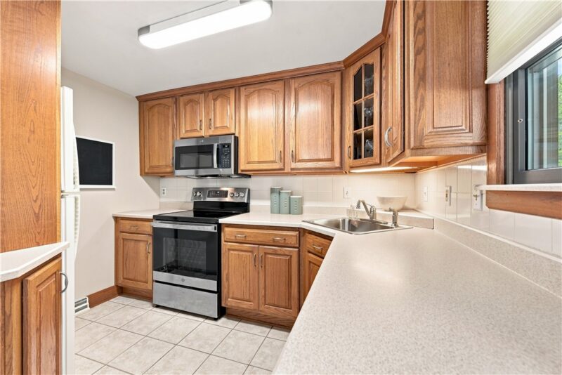 222 Great Smokey Dr — photo 8
