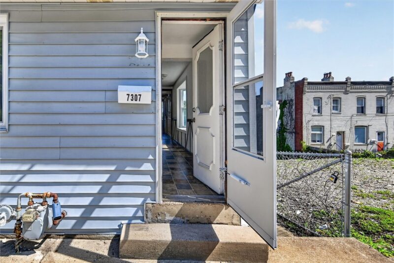 7307 Butler Street — photo 4