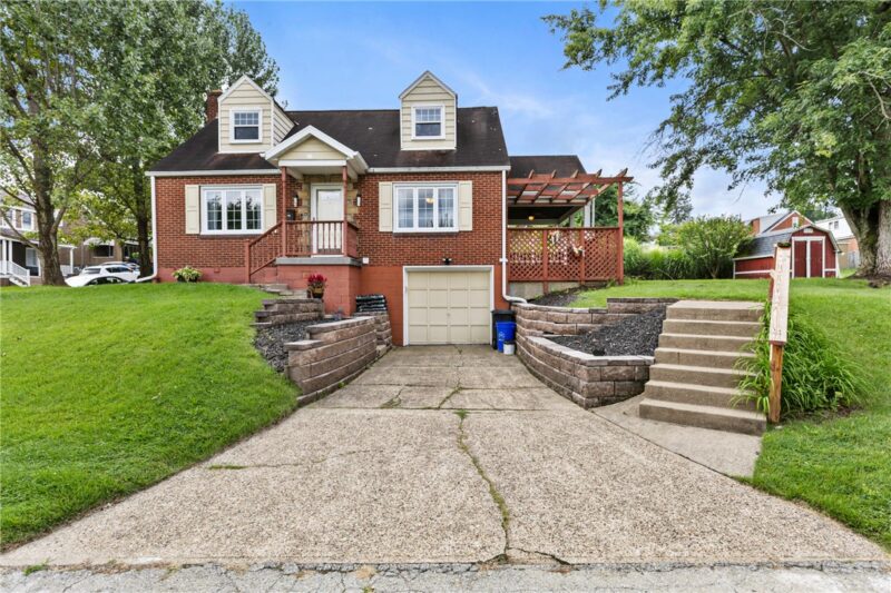 921 Athalia Ave — photo 2