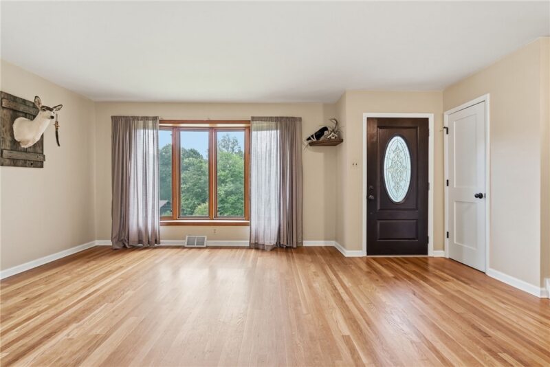 130 Mcguire St — photo 8