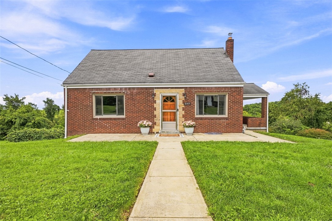 545 Center Hill Rd — photo 1