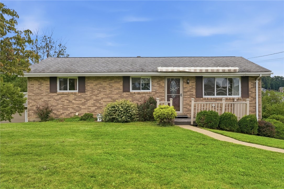 320 Overlook Dr — photo 1