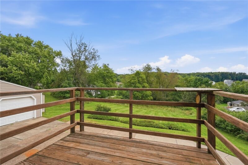 320 Overlook Dr — photo 8