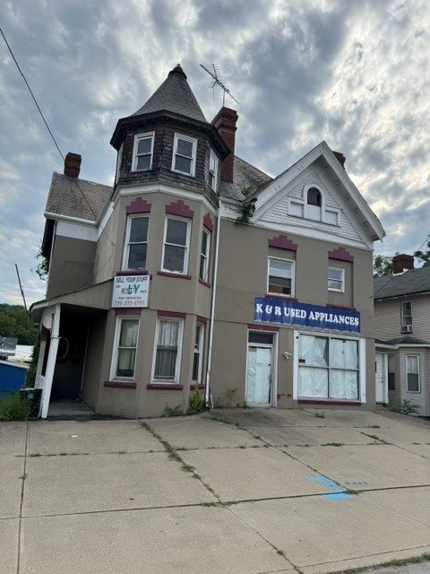 445-449 Jefferson Ave — photo 1
