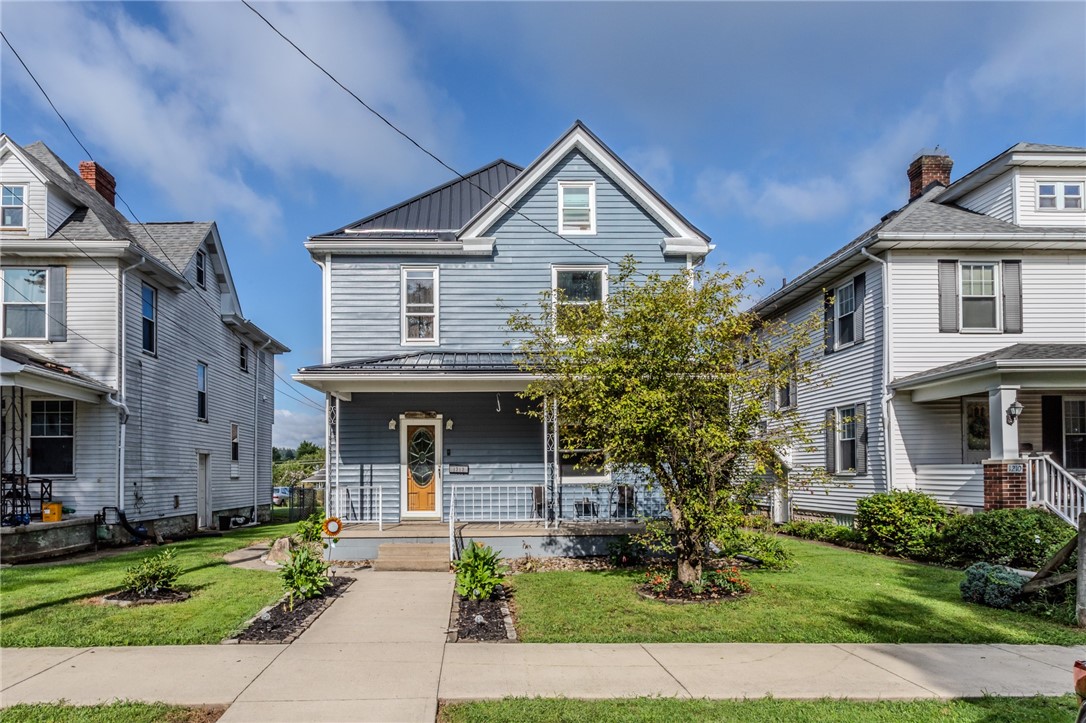 1212 Vine St — photo 1