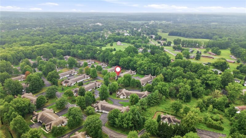 57 Stone Ridge Blvd — photo 4