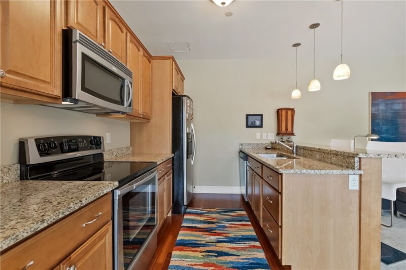 151 Fort Pitt Blvd 802 — photo 7