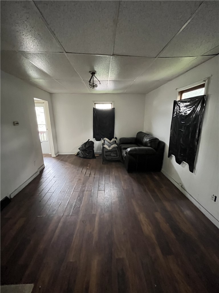 535 E Washington St — photo 2