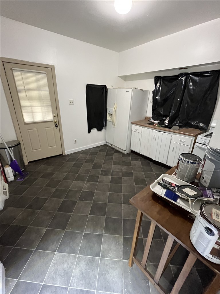 535 E Washington St — photo 4