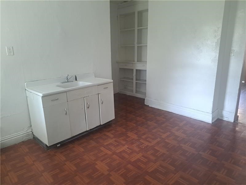 16 Cuyler Avenue — photo 3