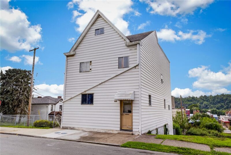 642 Ohio Ave — photo 2