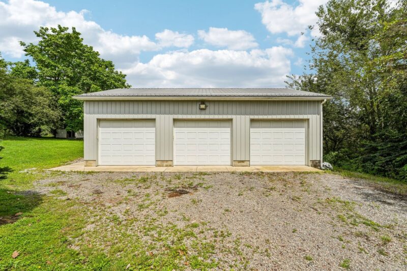 201 Frew Road — photo 4