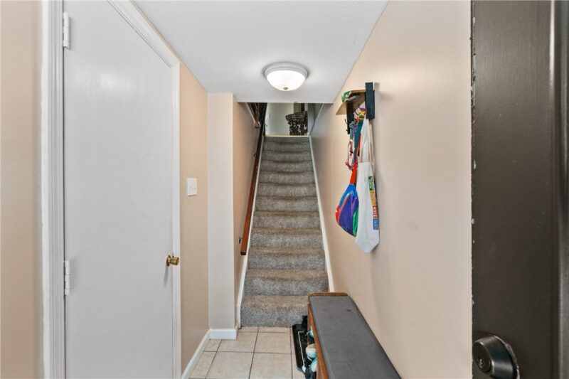 304 Bayberry Lane — photo 2