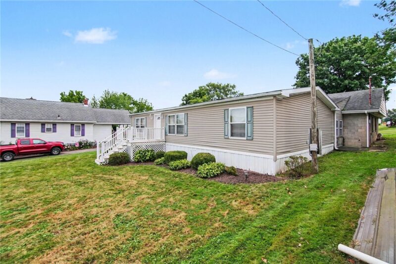 433 Hansen Ave — photo 3