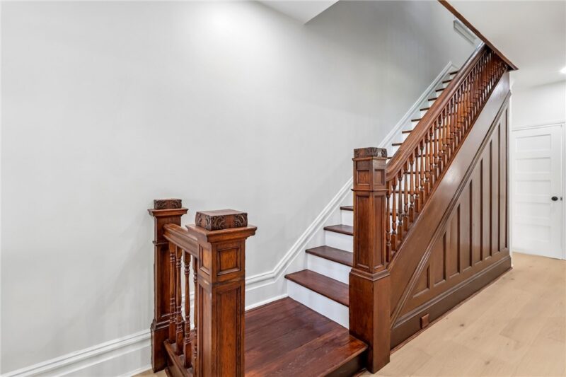 5427 Claybourne STREET — photo 6