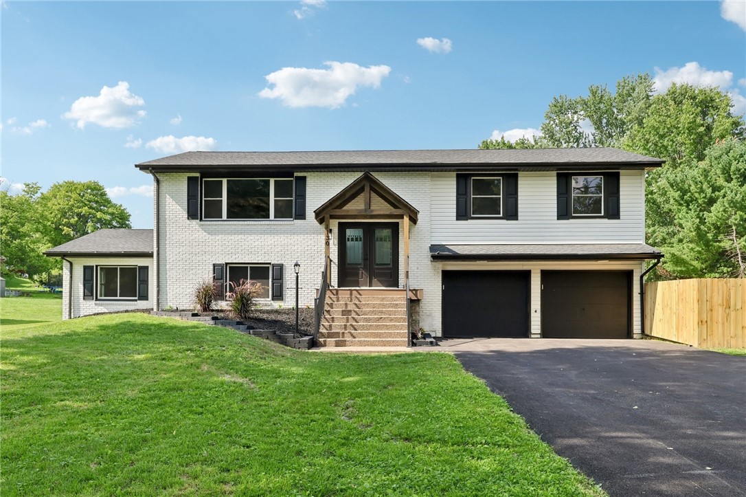 1130 Blue Sky Dr — photo 1