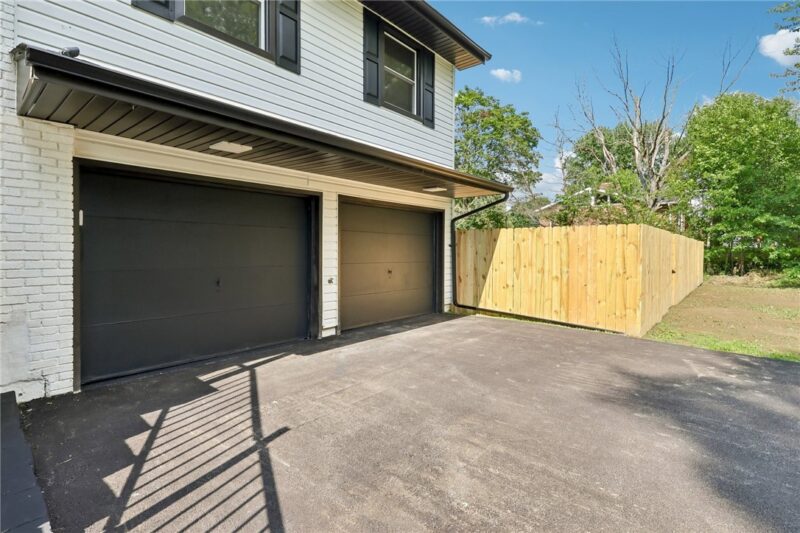 1130 Blue Sky Dr — photo 4