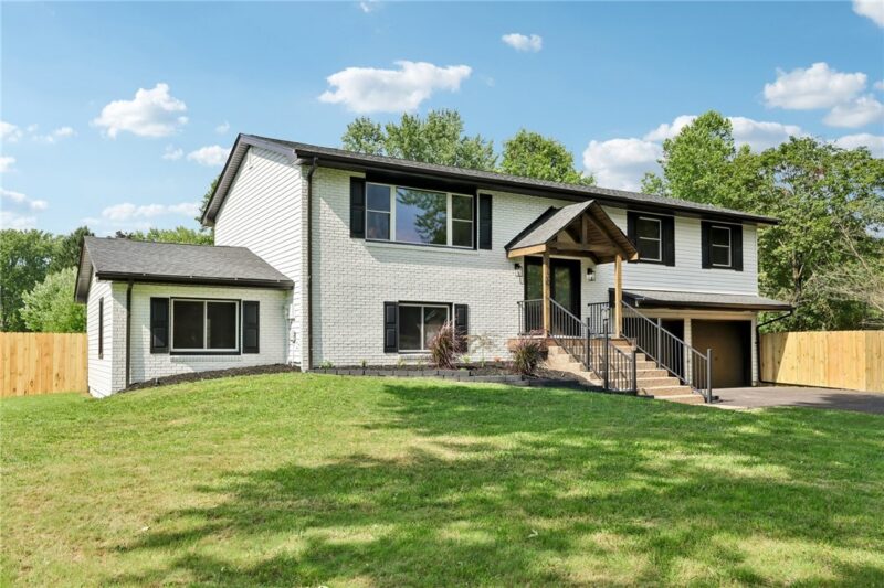 1130 Blue Sky Dr — photo 6