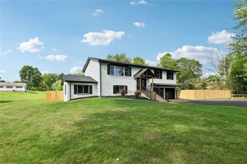 1130 Blue Sky Dr — photo 7