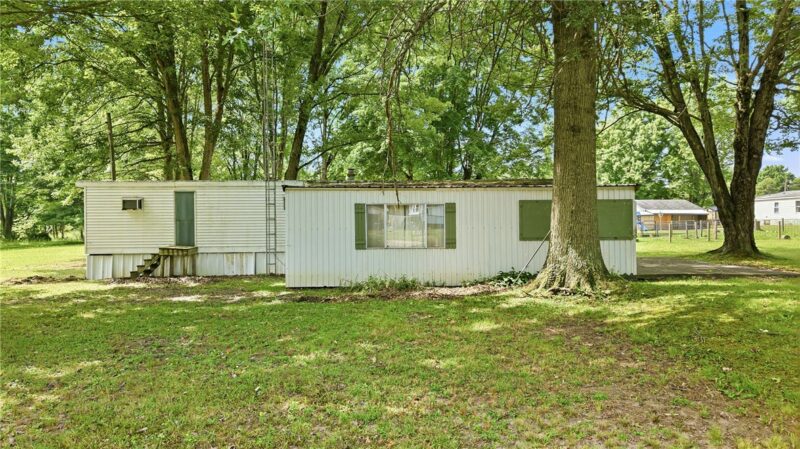 8937 Delaware Ln — photo 4