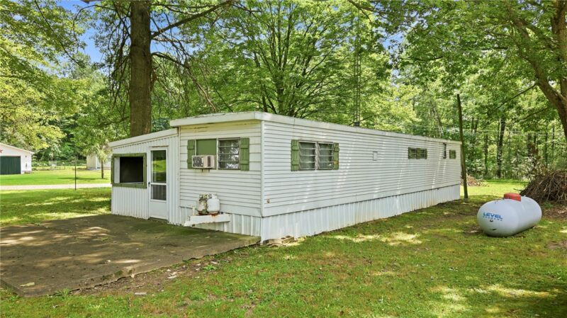 8937 Delaware Ln — photo 6