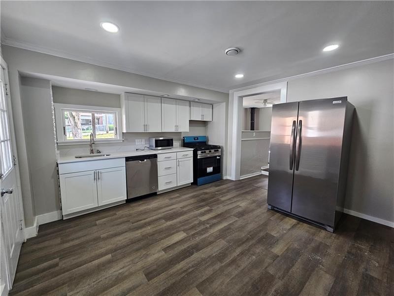 147 Lea St — photo 3